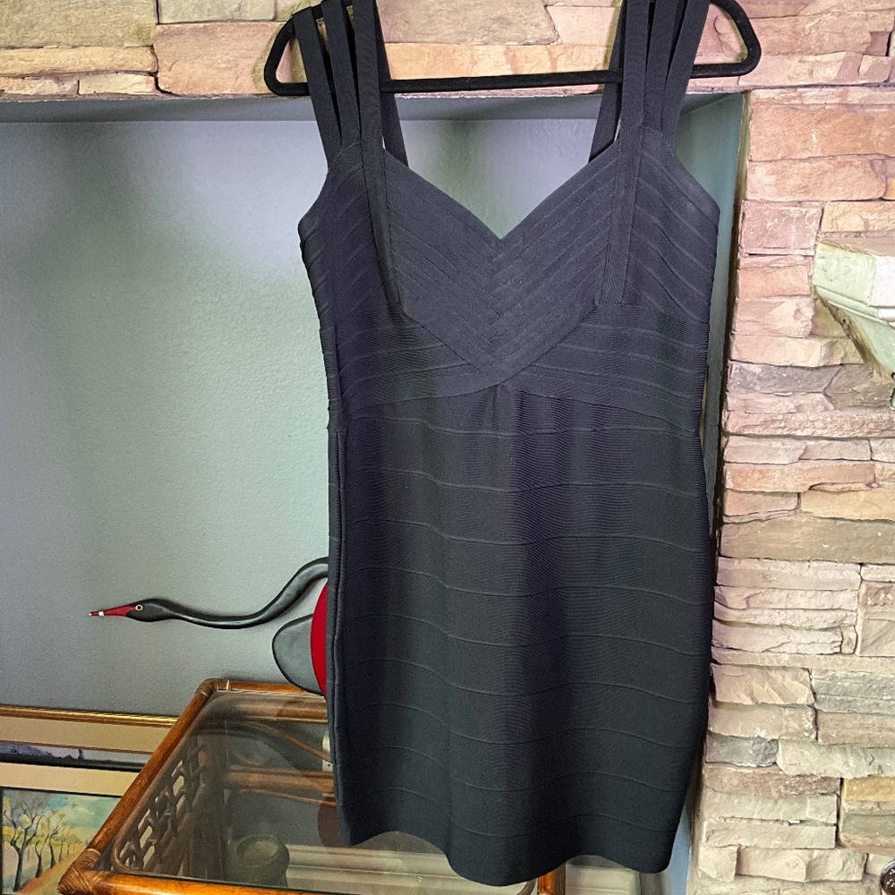 ALICE + OLIVIA L CUT OUT BANDAGE MINI DRESS WEDDING GUEST EVENING PARTY BLACK